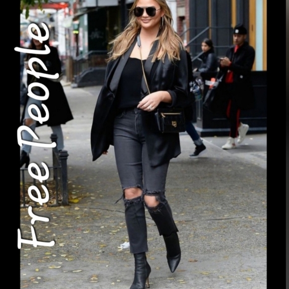 Free People Denim - Free People Maggie Distressed Mid-Rise Straight Jeans Washed Black FP1009